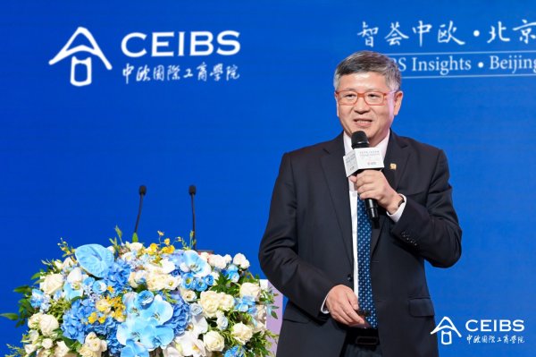 星火牛 从“走进去”到“走上去”，中国企业如何转向“深度出海”？